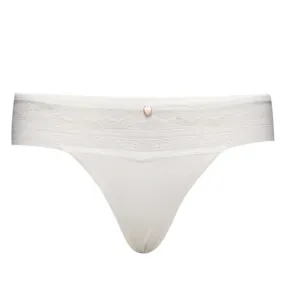 Chantelle Kristen Thong Ivory