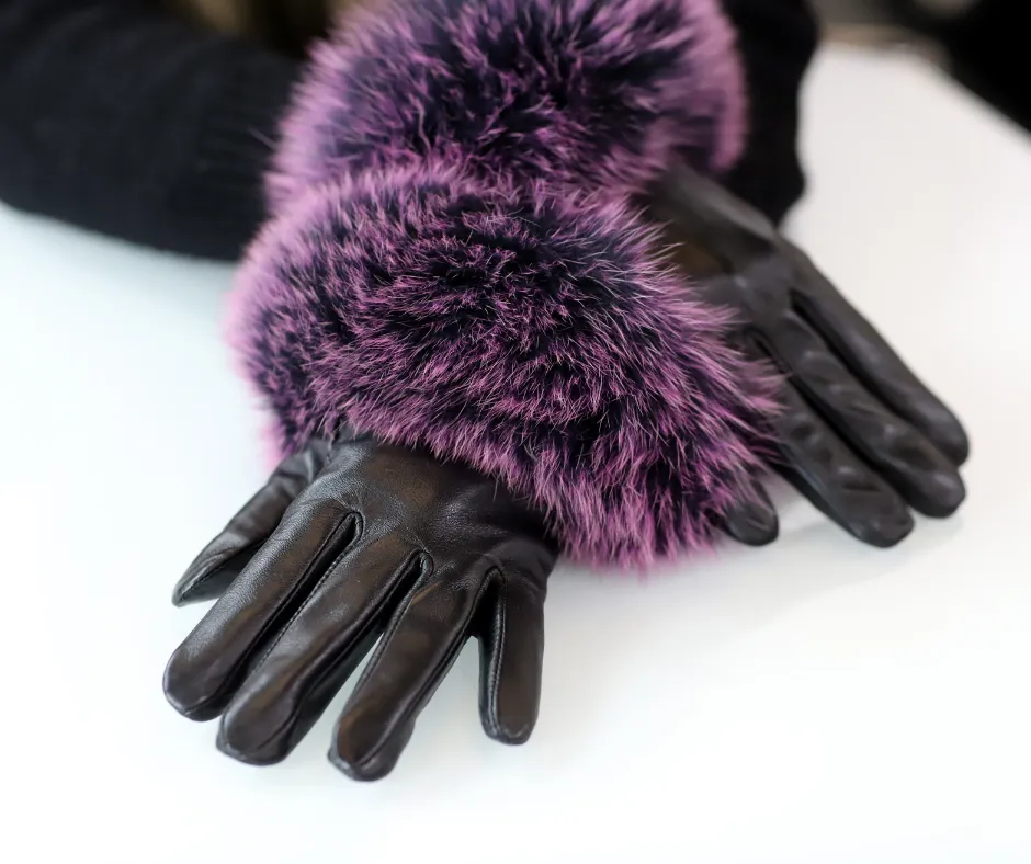 Leather Gloves with Fox Trim